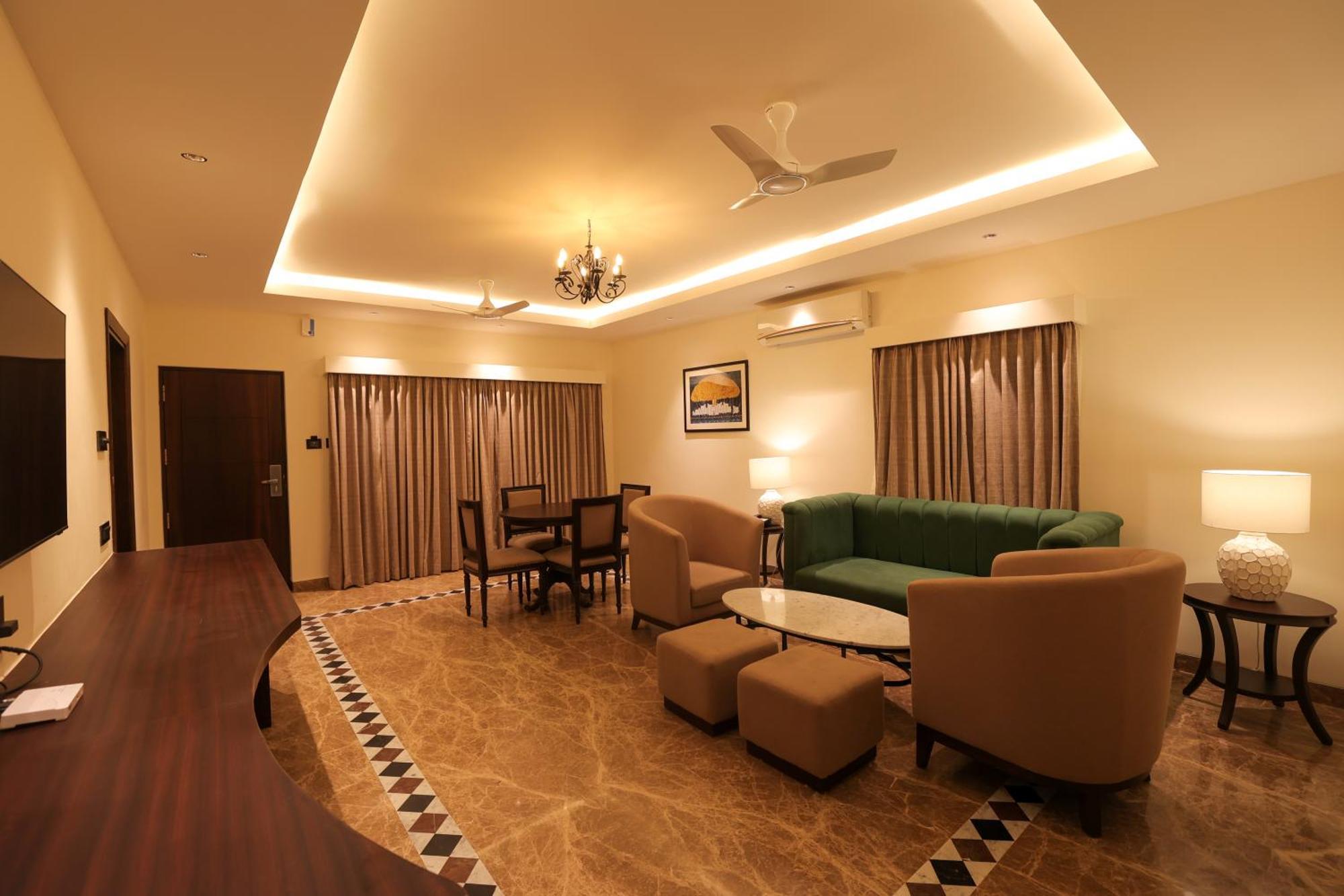 Poppys Vista Hotel Thirumurugan Poondi Eksteriør billede